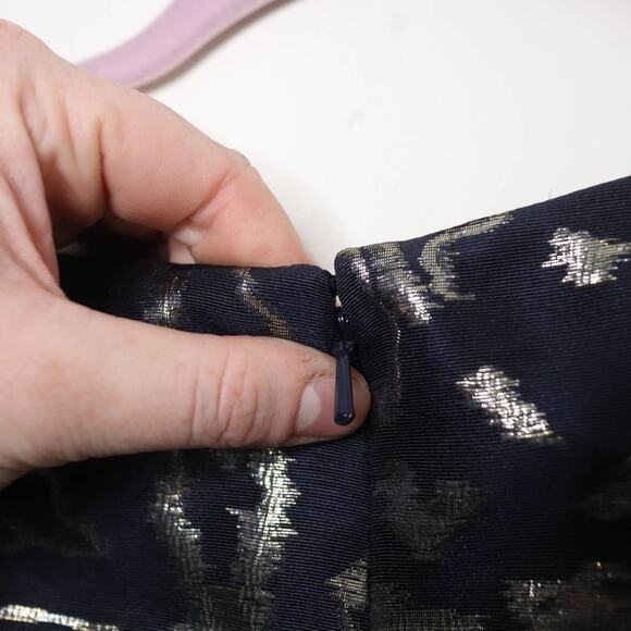 OSCAR DE LA RENTA Split Neck Brocade A-Line Cocktail Dress Metallic Navy Size 6 - Picture 4 of 7